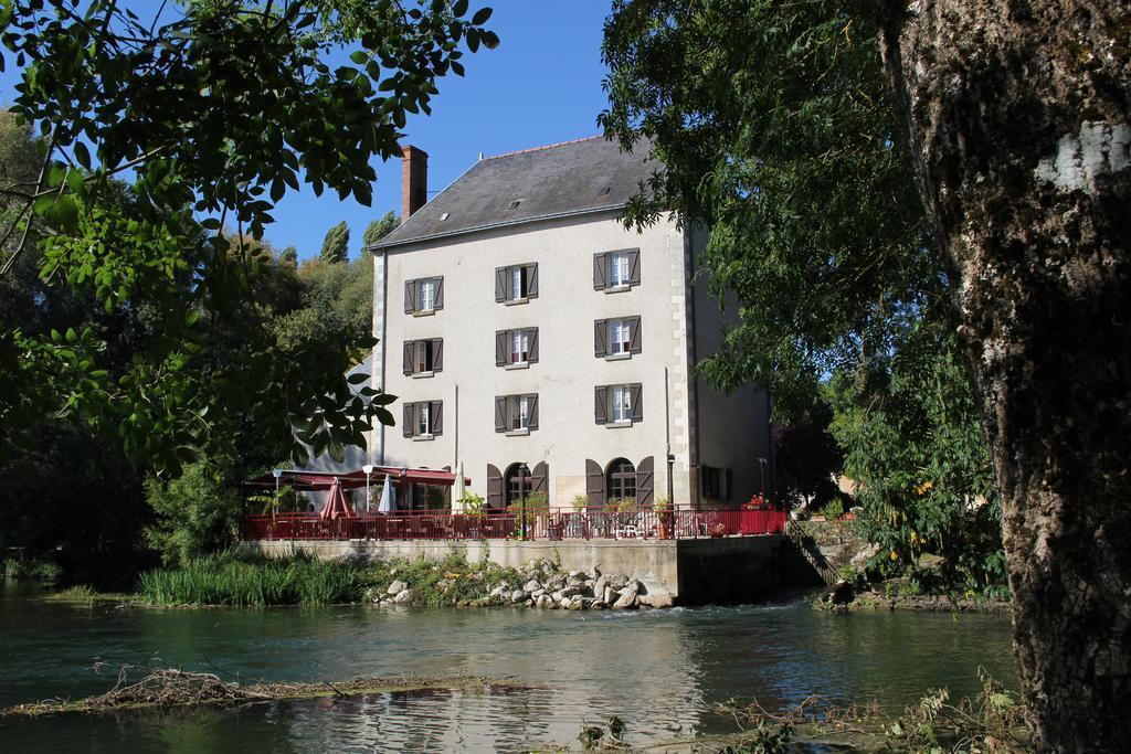 Готель Logis Le Moulin Fleuri Veigne Екстер'єр фото